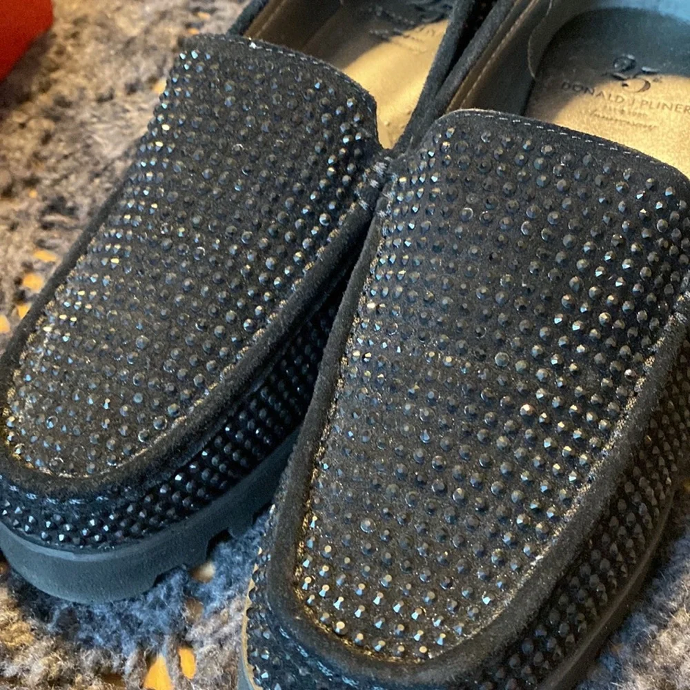 Donald J Pliner black suede loafers size 7.5 - Picture 4 of 6